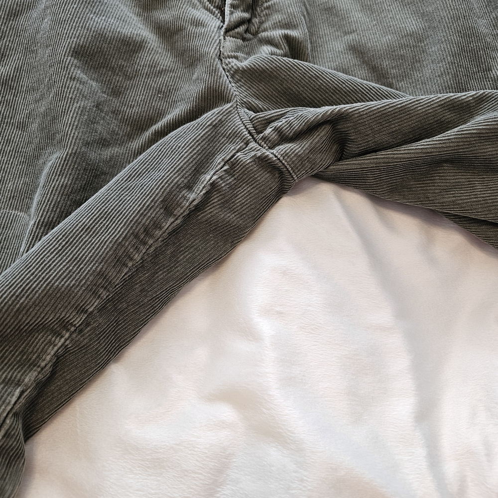 Izod Men's Corduroy Pants in Olive - Picture 8 of 11